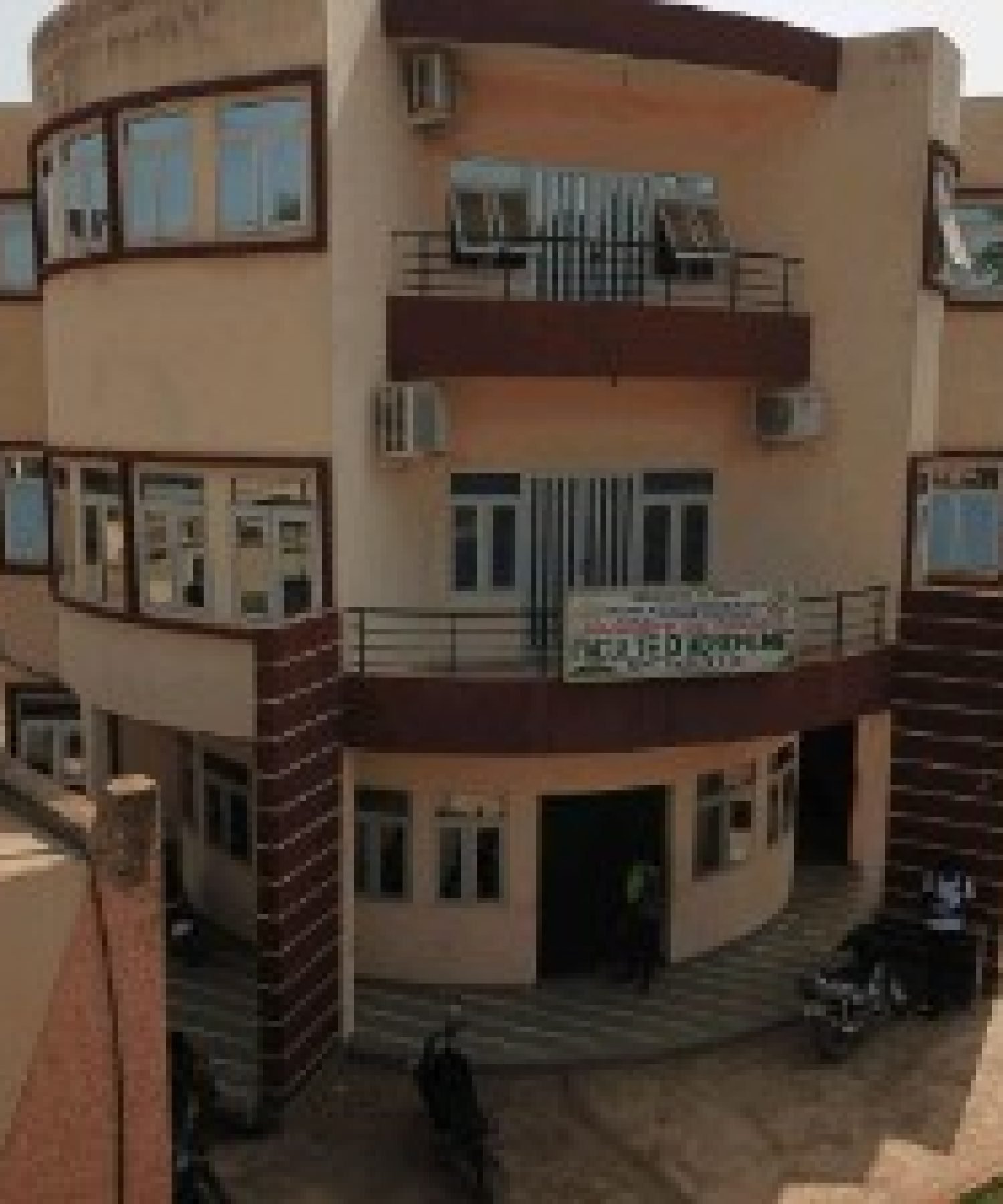 952592cc79b1a10288236d6b9d4e7f53